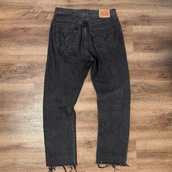 Levi 501 Jeans Mens 28x28 Black Distressed Cotton Denim Pants - Picture 2 of 6